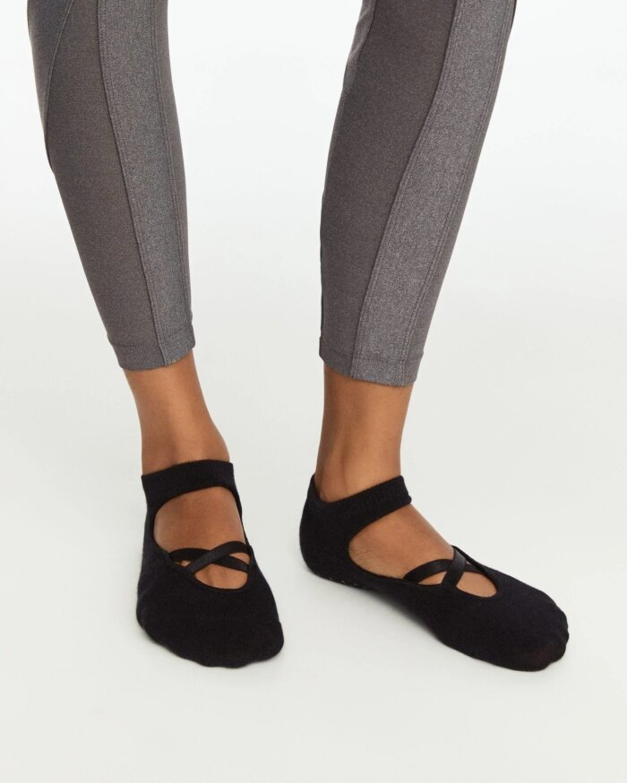 Oysho 2 Pairs Of Cotton Yoga And Pilates Socks, Black
