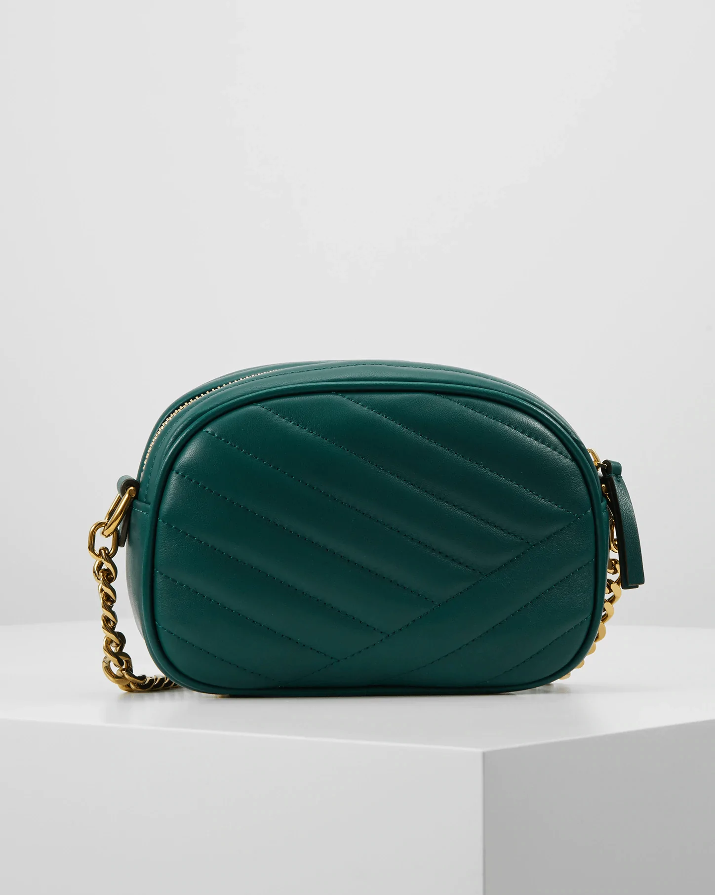 Tory Burch Kira Chevron Small Camera Bag