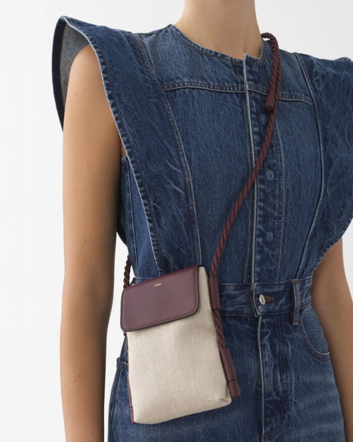 Chloe Key Phone Pouch With Flap In Linen & Shiny Calfskin