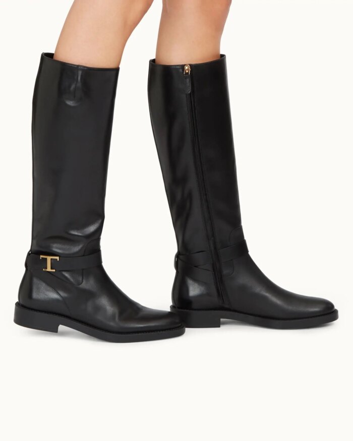 Tod's Timeless Boots In Leather - Black