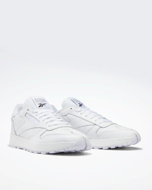 Maison Margiela Classic Leather Tabi Shoes, White