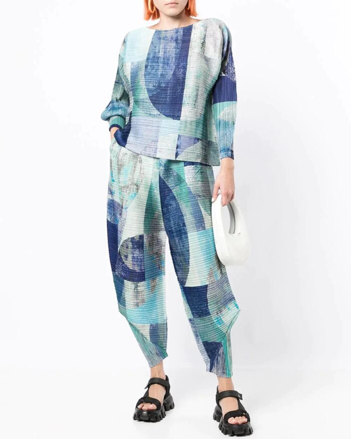 Pleats Please Issey Miyake Geometric-Print Pleated Top