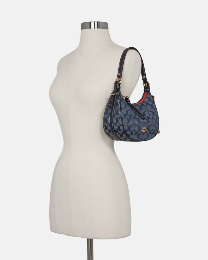 Coach Kleo Hobo In Signature Chambray - Image 4