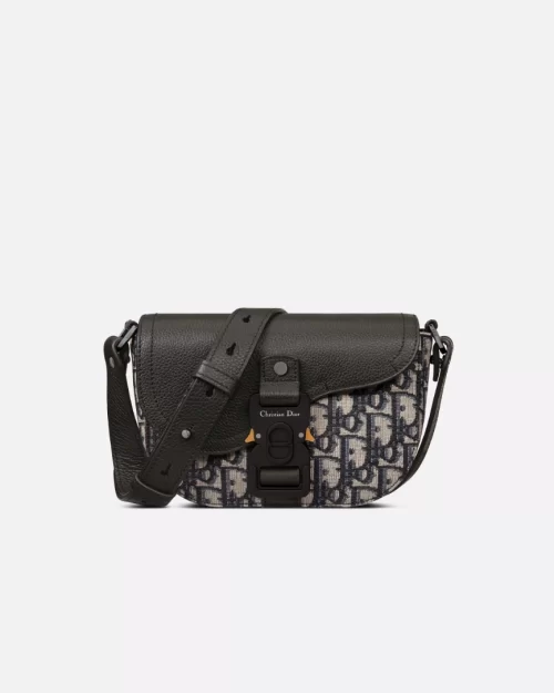 Dior Essentials Saddle Pouch With Strap