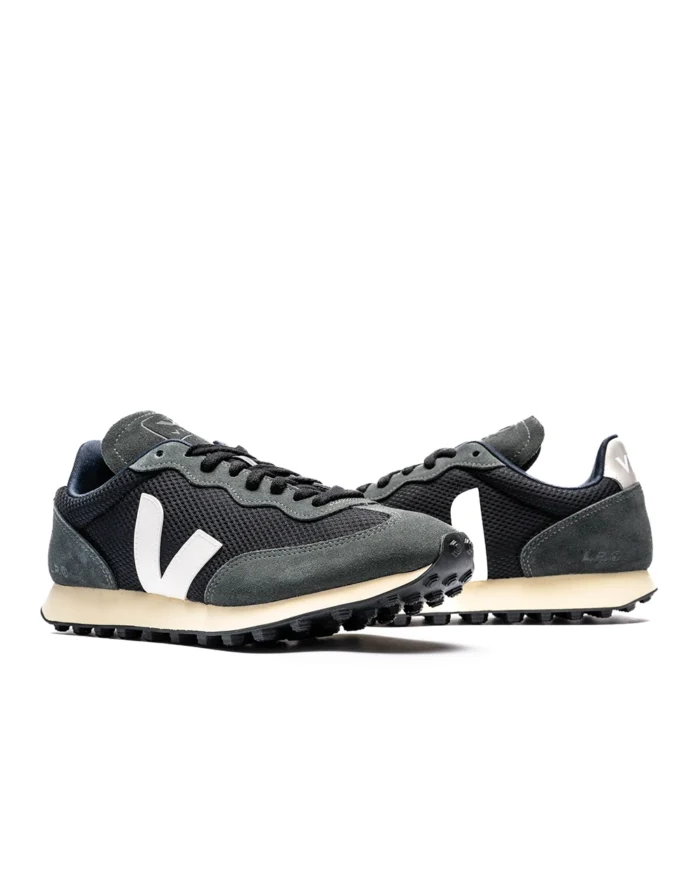 VEJA Men's Rio Branco Sneakers In Black White Gray - Image 4